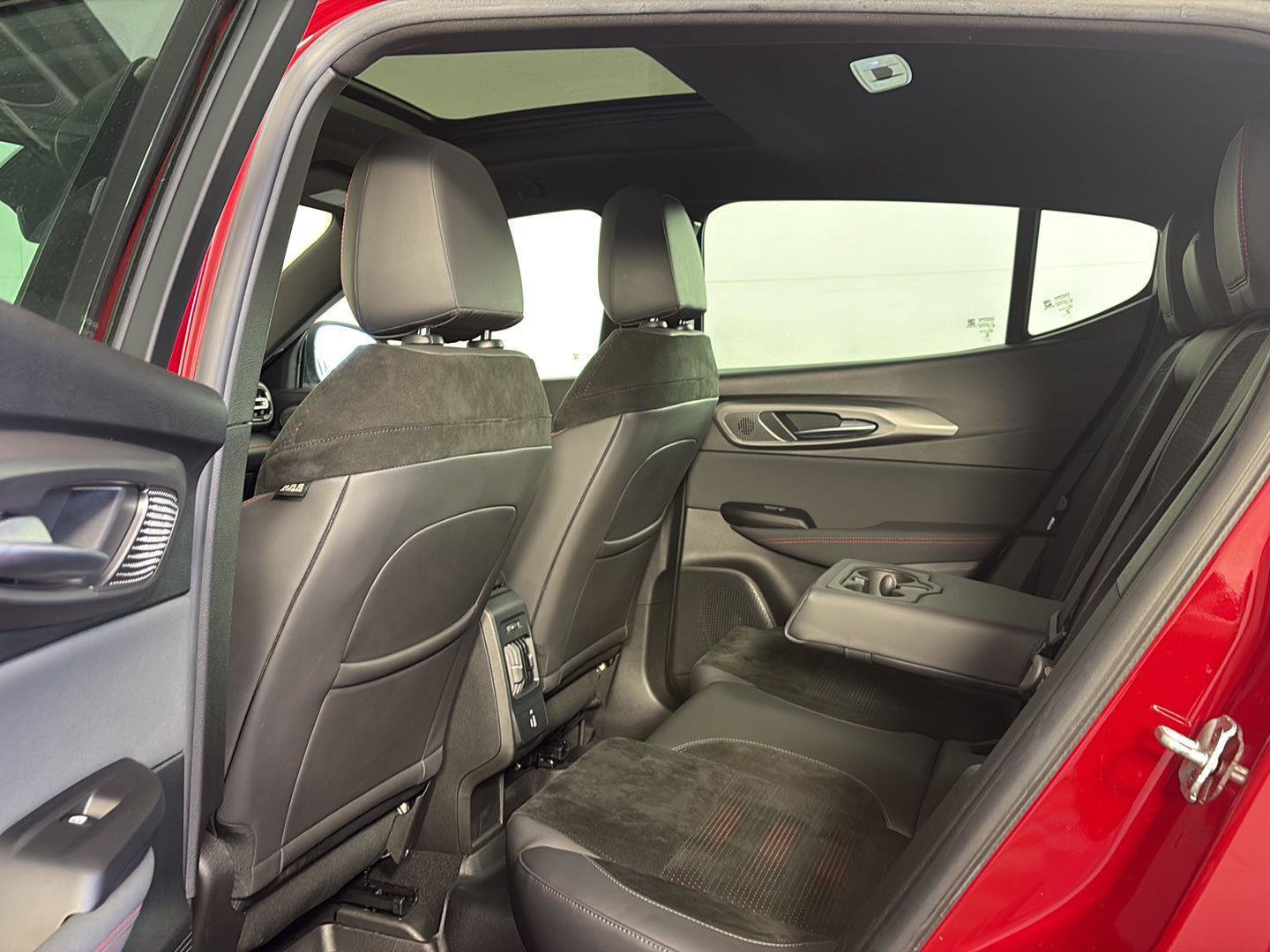 Used 2024 Dodge Hornet R/T Plus image 20