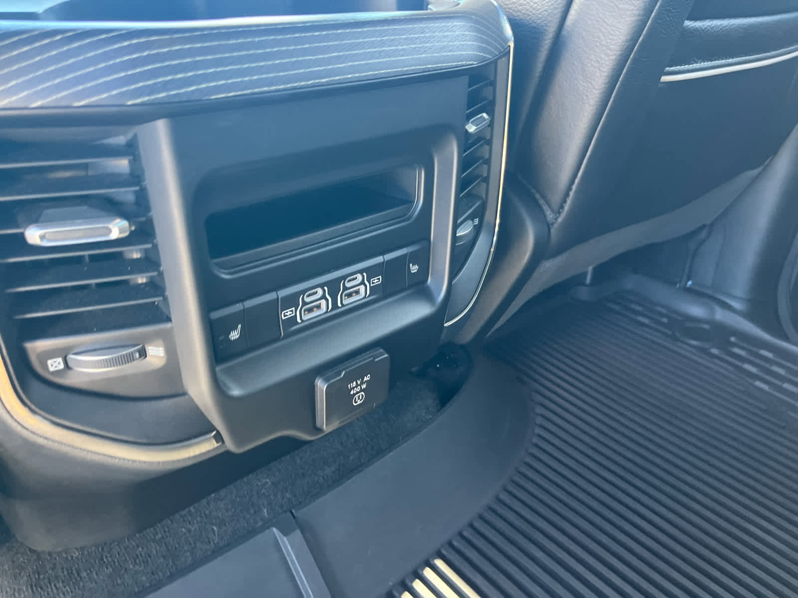 Used 2021 RAM 1500 Limited AWD/4WD image 43