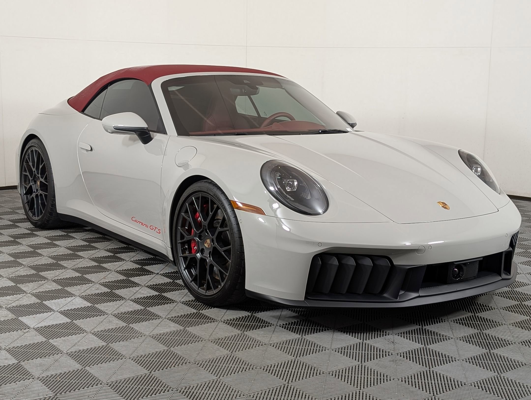 Certified 2026 Porsche 911 Carrera GTS image 8