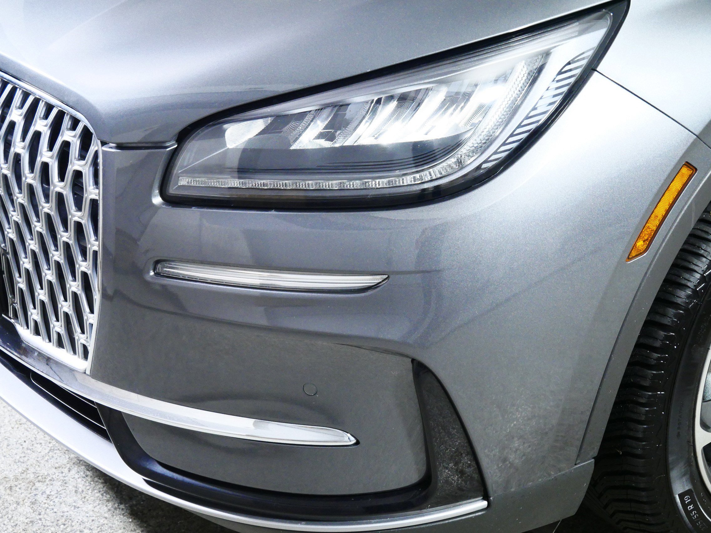 Used 2024 Lincoln Corsair Premiere w/ Equipment Group 101A image 16