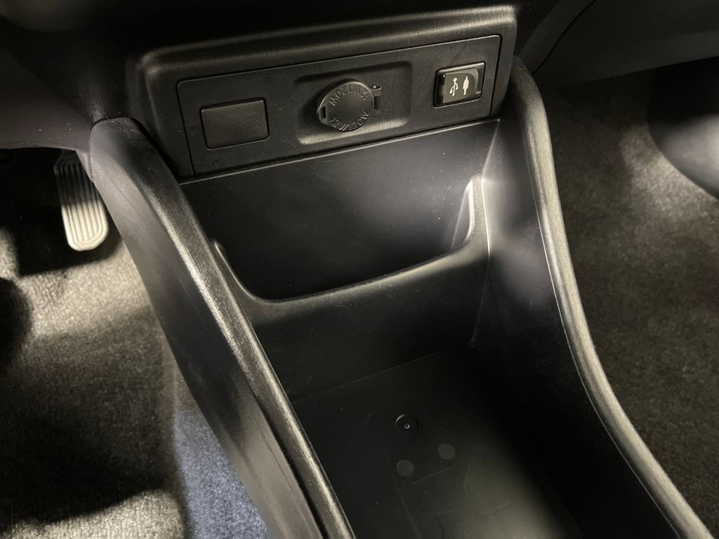 Certified 2017 Toyota Prius V Two FWD image 26