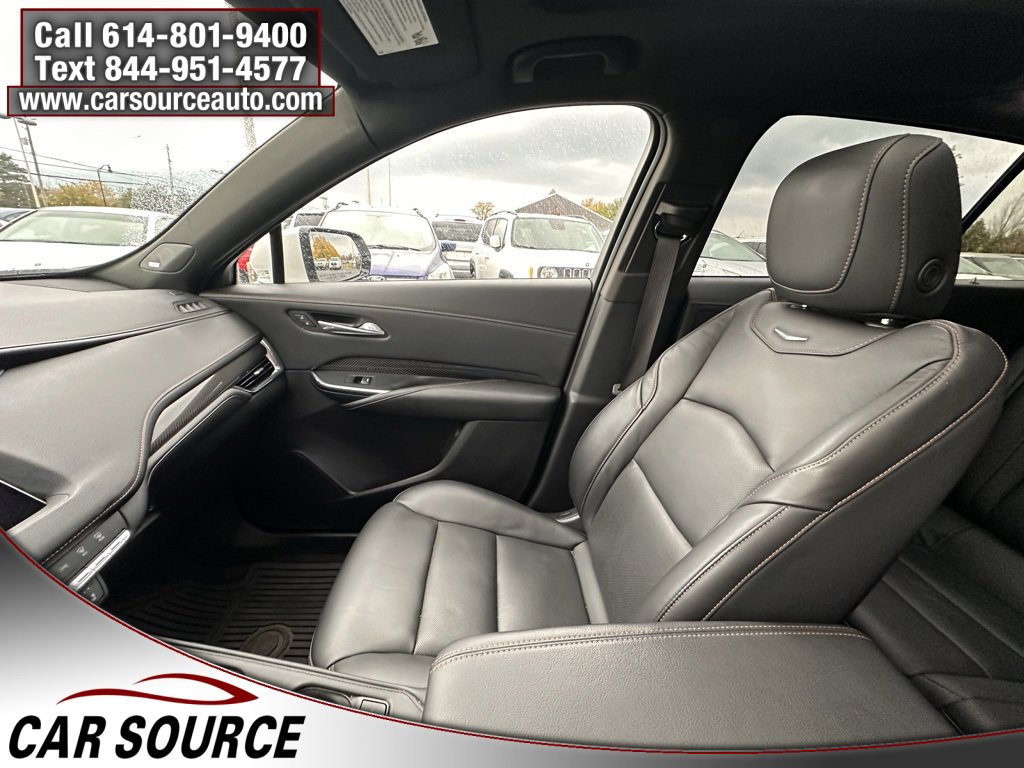 Used 2023 Cadillac XT4 Sport image 17