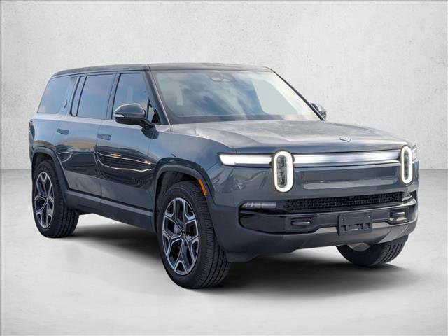Used 2025 Rivian R1S Adventure image 3
