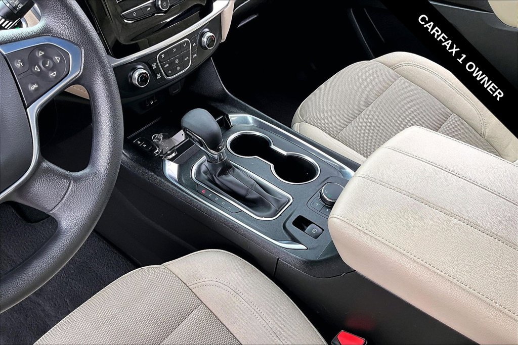Used 2022 Chevrolet Traverse LS FWD image 12