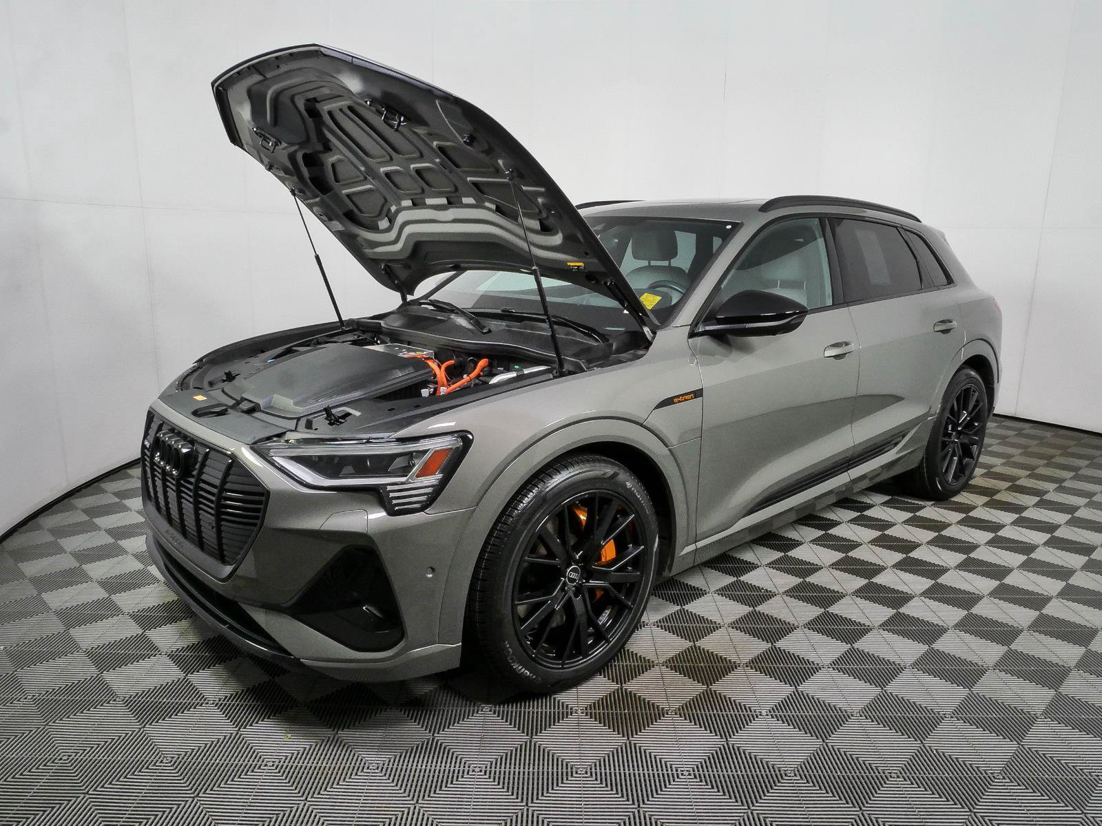Used 2023 Audi e-tron Chronos w/ Chronos Package AWD/4WD image 34