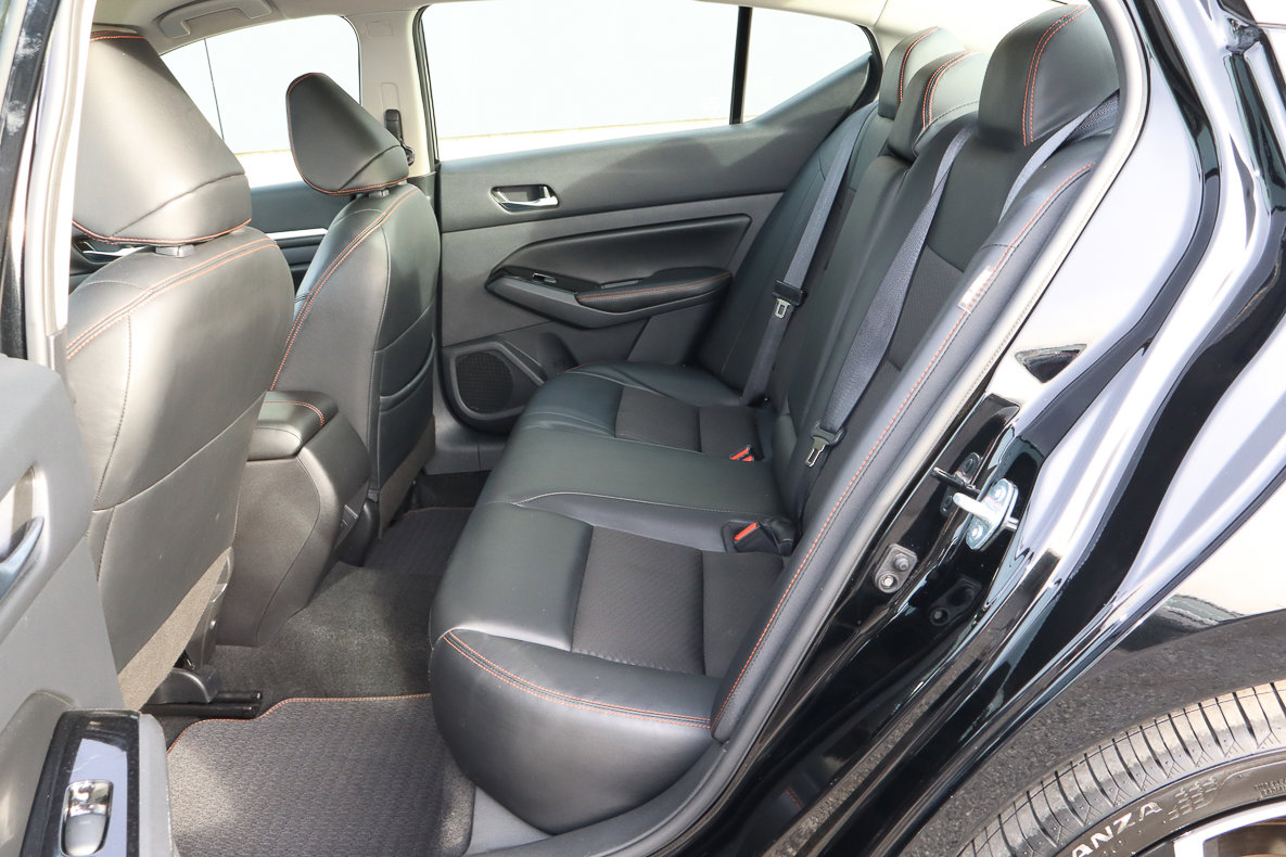 Used 2024 Nissan Altima 2.5 SR image 8