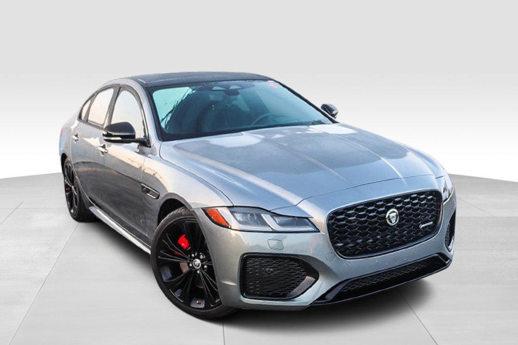 Used 2024 Jaguar XF R-Dynamic SE AWD/4WD image 2