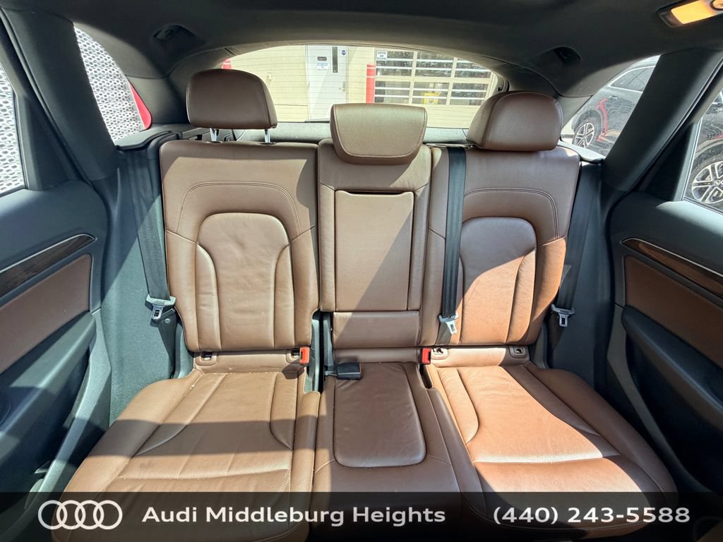 Used 2016 Audi Q5 2.0T Premium Plus w/ Technology Package AWD/4WD image 32