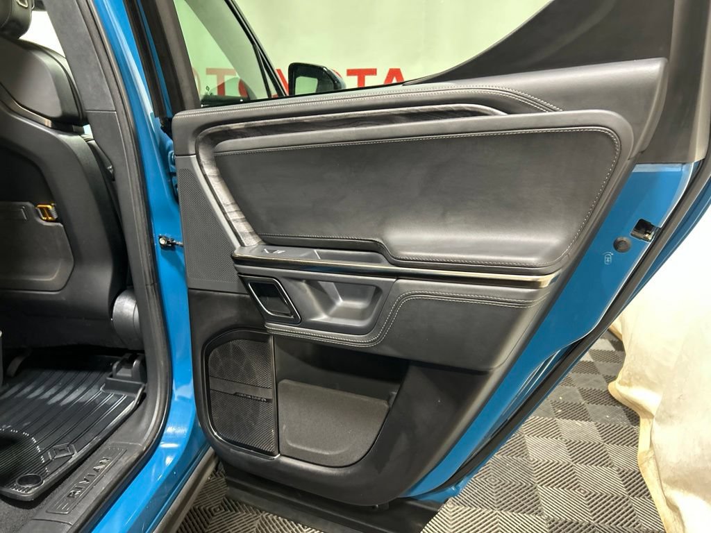 Used 2022 Rivian R1T Adventure AWD/4WD image 14