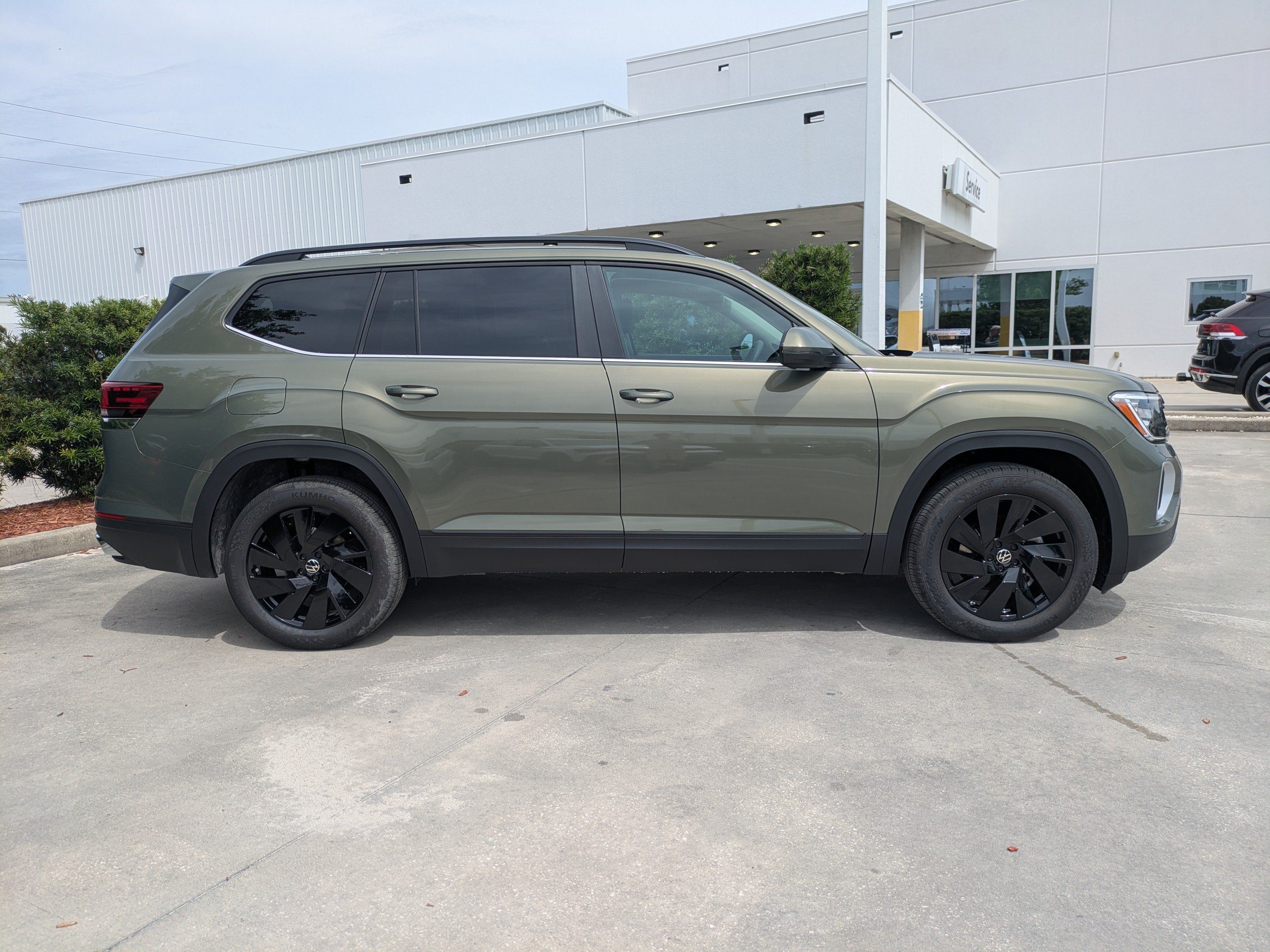 New 2026 Volkswagen Atlas SE AWD/4WD image 3