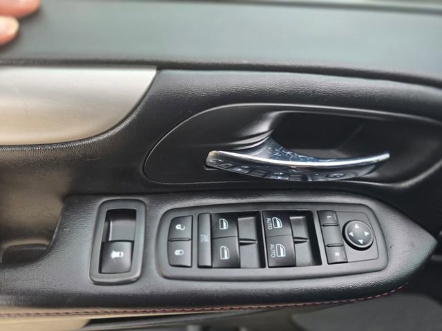 Used 2019 Dodge Grand Caravan GT FWD image 28