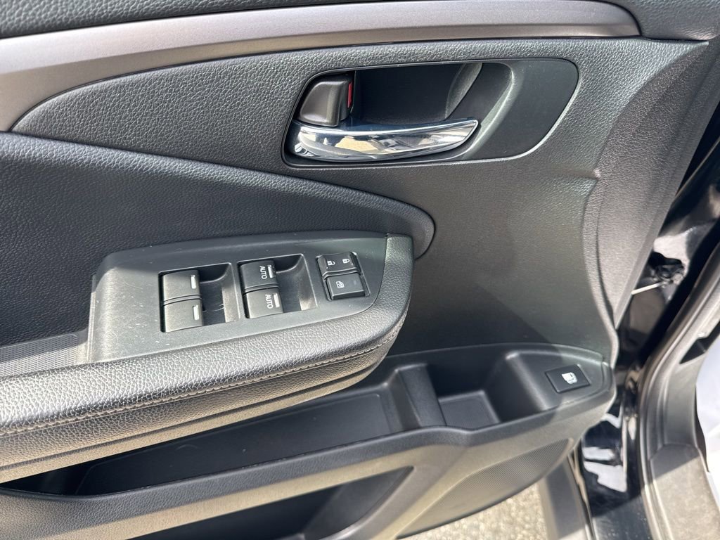 Used 2020 Honda Ridgeline Sport image 14