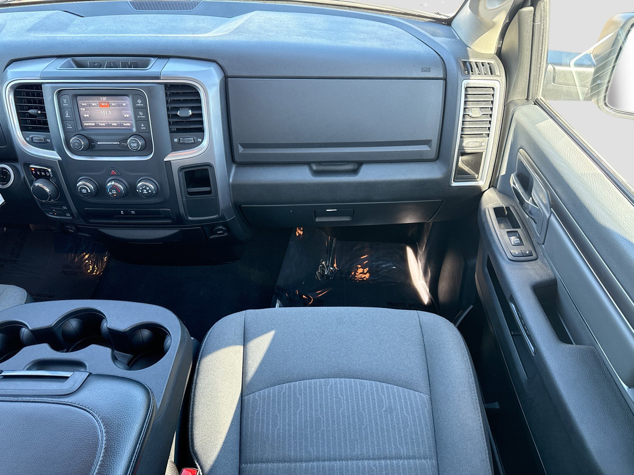 Used 2024 RAM 1500 Classic SLT image 17