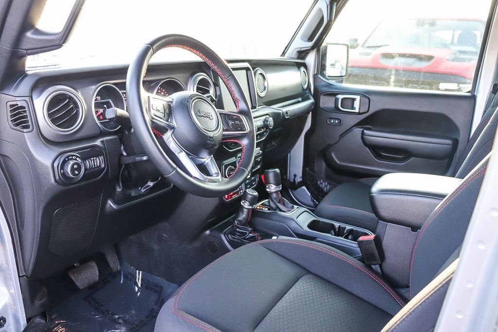 Used 2022 Jeep Gladiator Rubicon w/ Trailer Tow Package AWD/4WD image 23