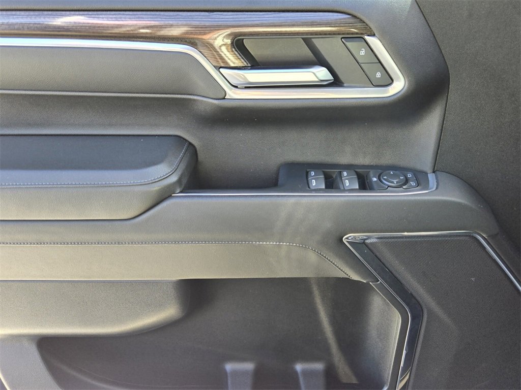 Used 2023 Chevrolet Silverado 1500 RST image 30