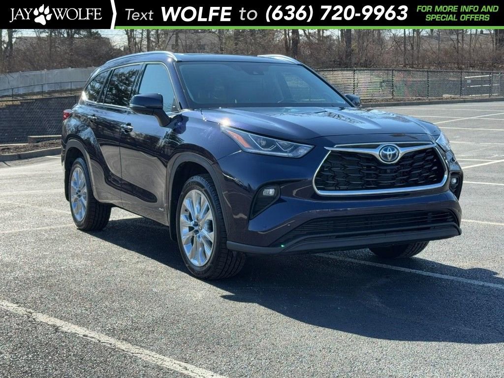 Used 2022 Toyota Highlander Limited