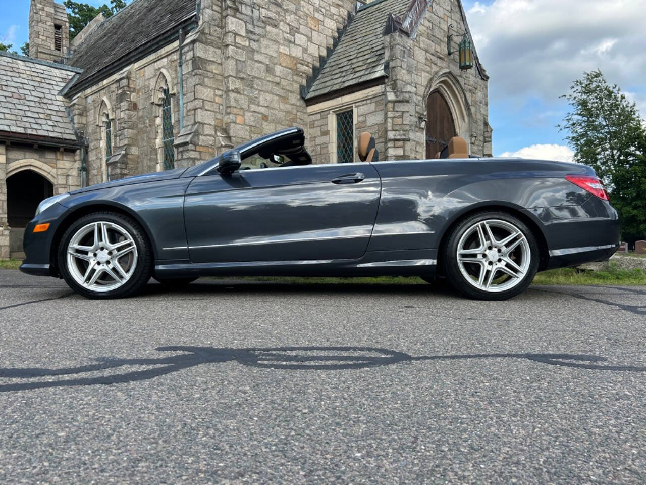 Used 2013 Mercedes-Benz E 550 Cabriolet image 21