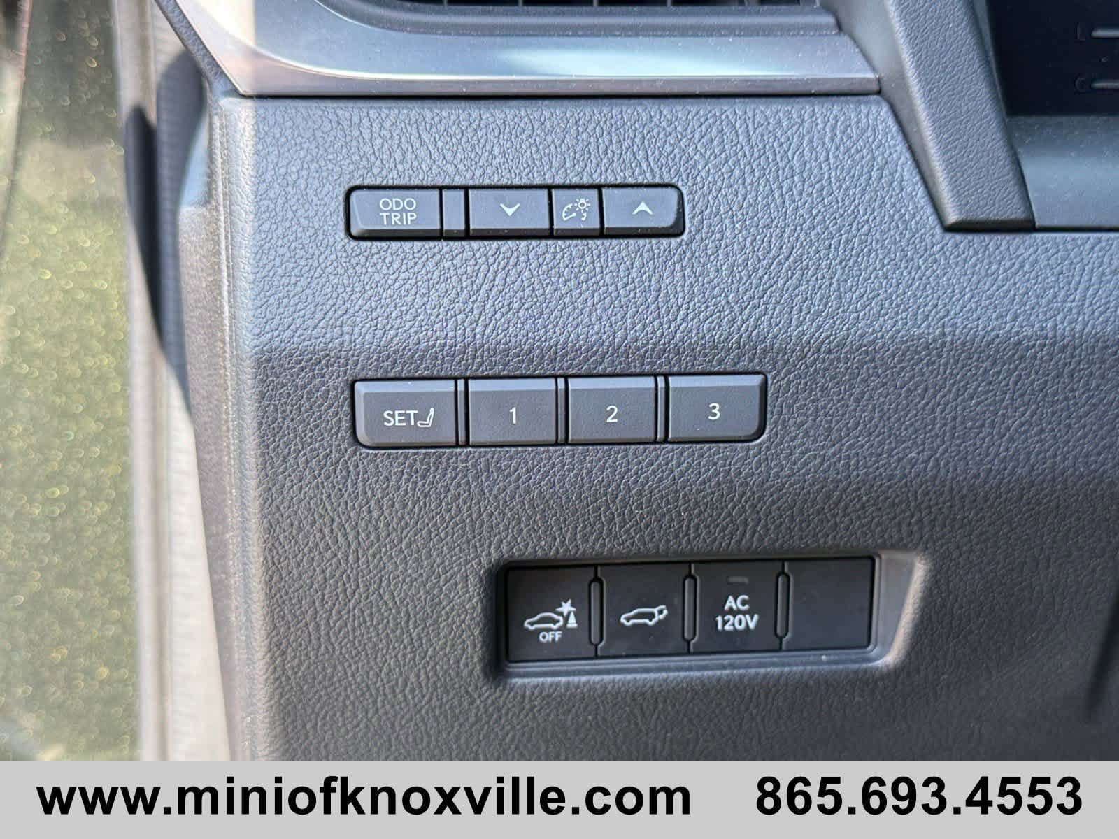 Used 2024 Lexus GX 550 image 28