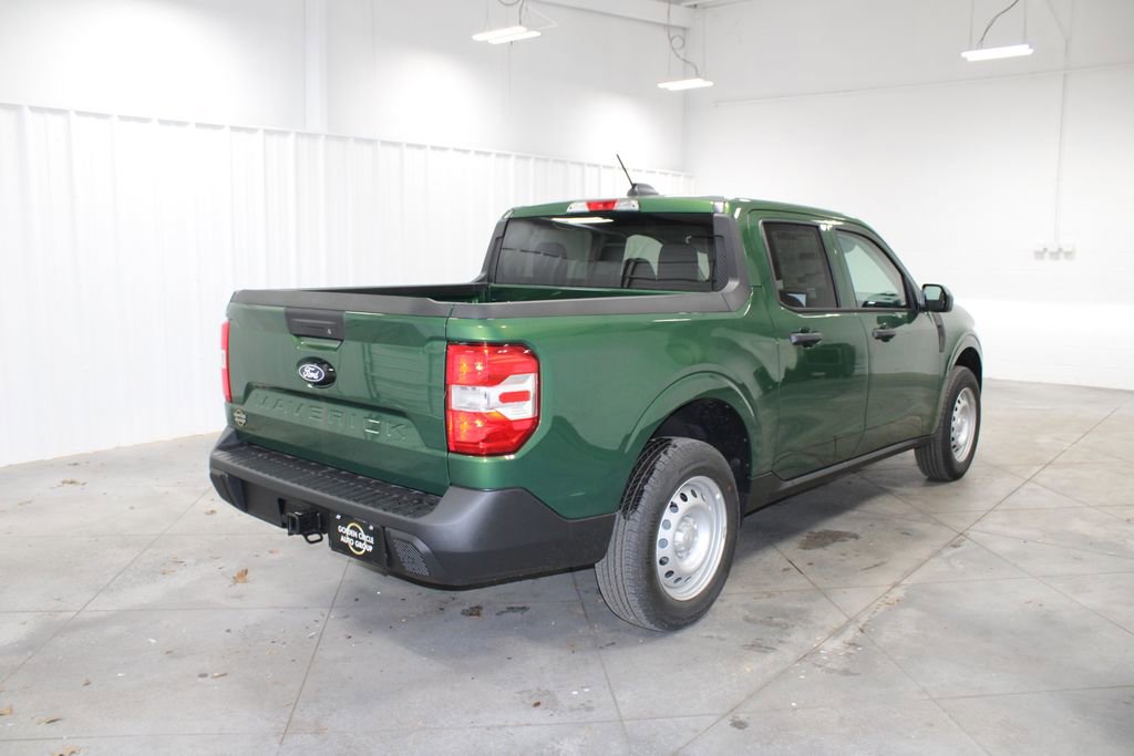 New 2025 Ford Maverick XL image 8