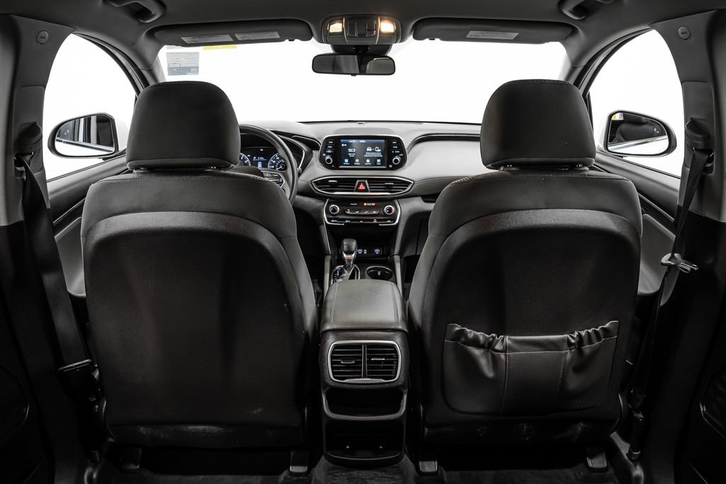 Used 2019 Hyundai Santa Fe SE image 11