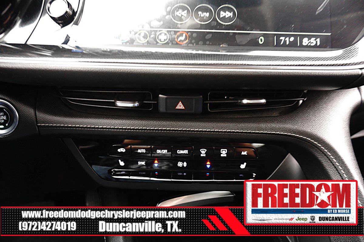 Used 2023 Buick Envision Essence AWD/4WD image 22