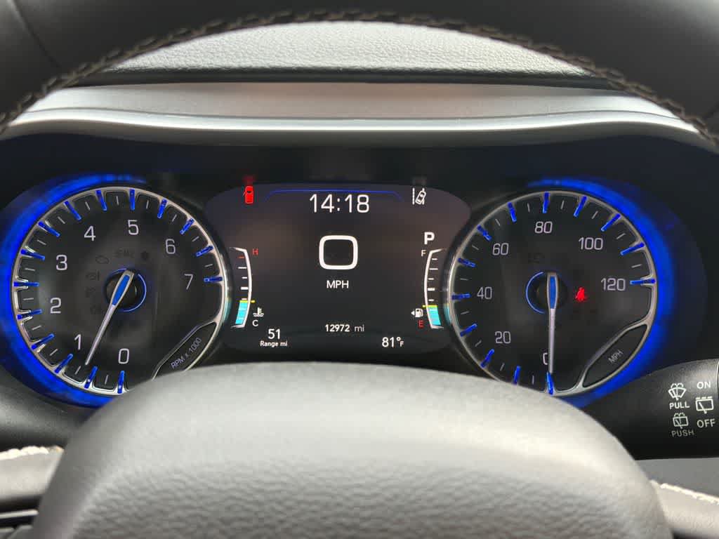 Used 2024 Chrysler Pacifica Touring-L w/ S Appearance Package AWD/4WD image 25