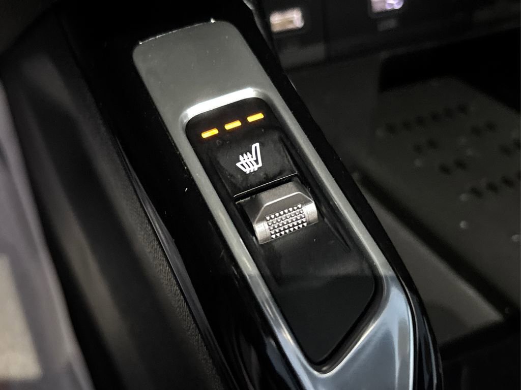 Certified 2022 Kia Sorento SX image 33