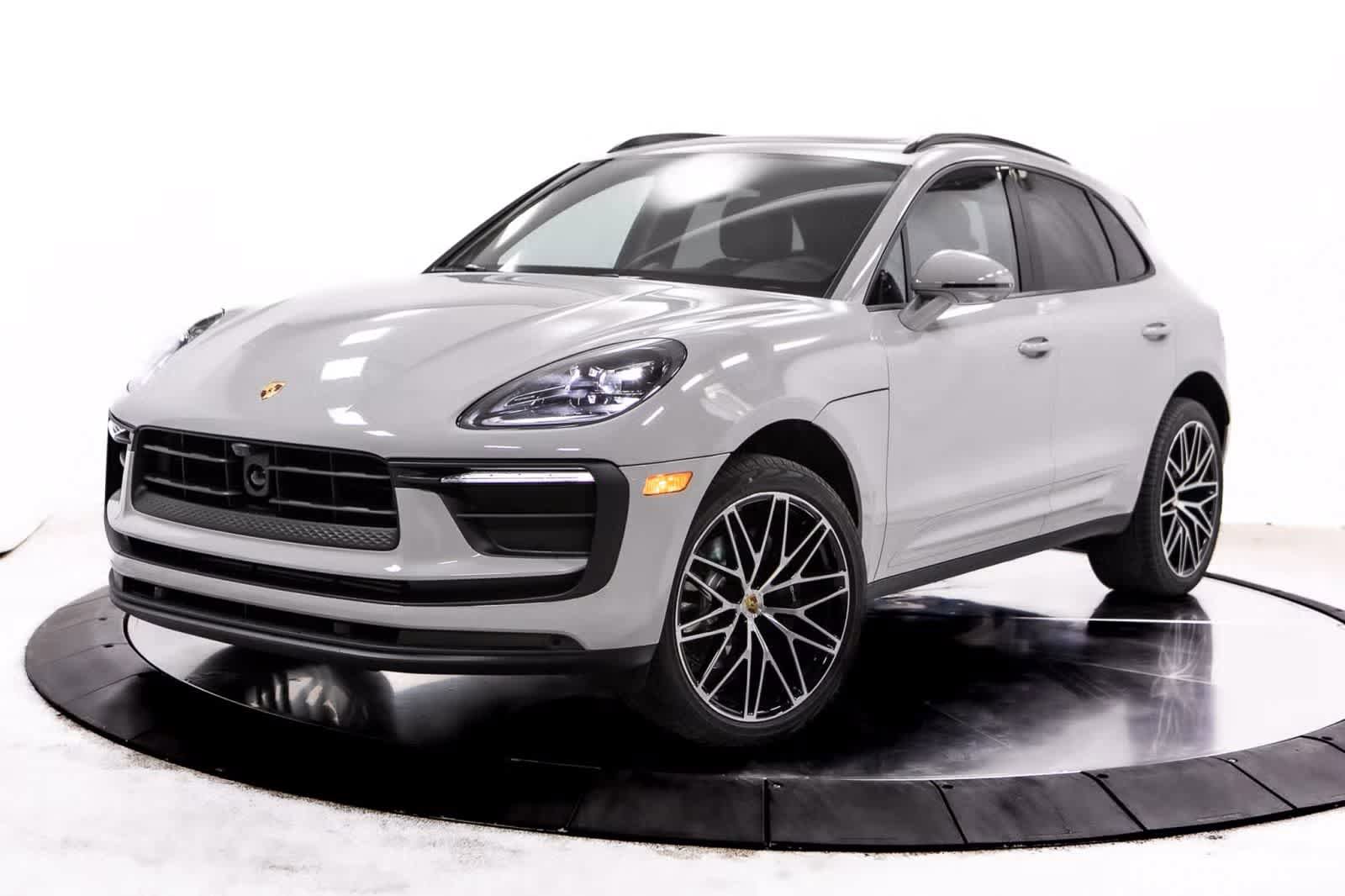 Certified 2026 Porsche Macan image 1