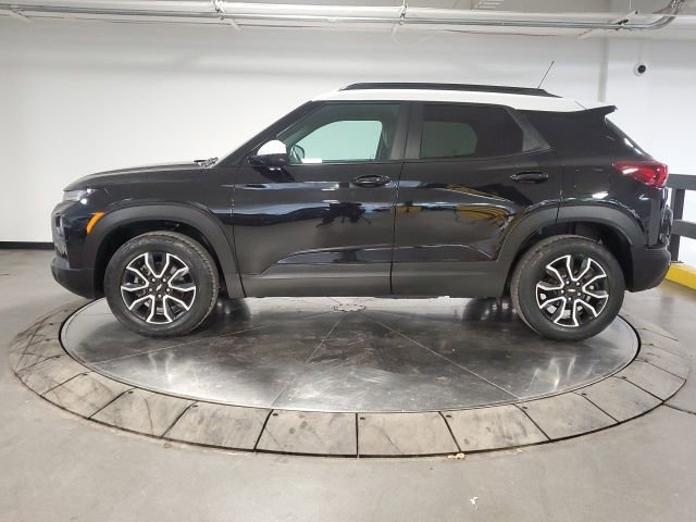 Used 2023 Chevrolet TrailBlazer ACTIV w/ Convenience Package image 5