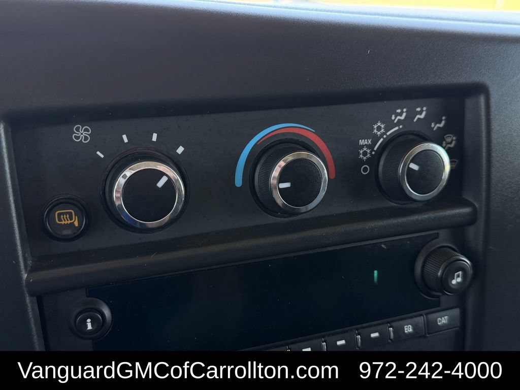 Used 2025 Chevrolet Express 3500 Extended w/ Driver Convenience Package RWD image 20