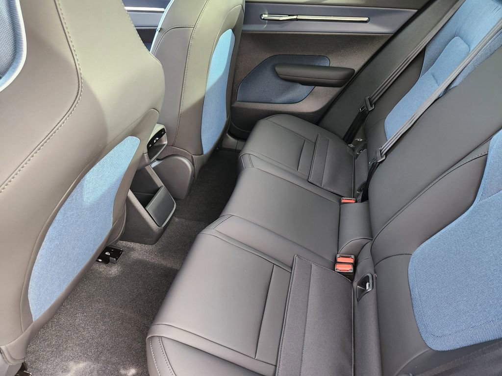 New 2026 Volvo EX30 Plus w/ Climate Package image 19