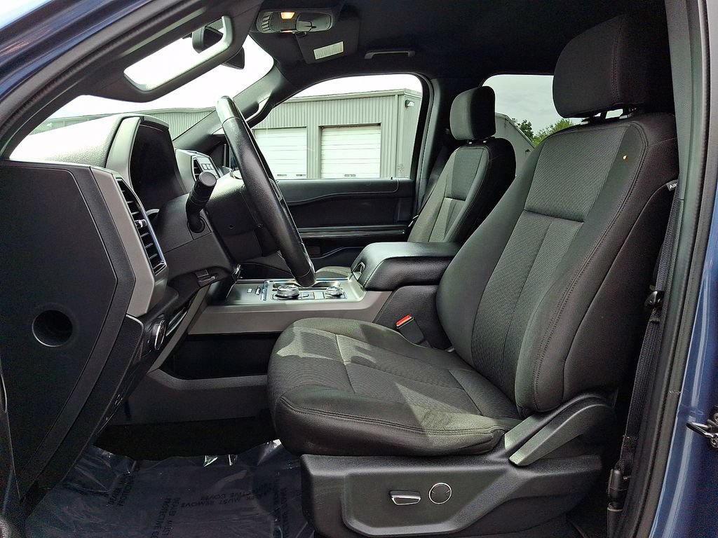 Used 2018 Ford Expedition Max XLT AWD/4WD image 15