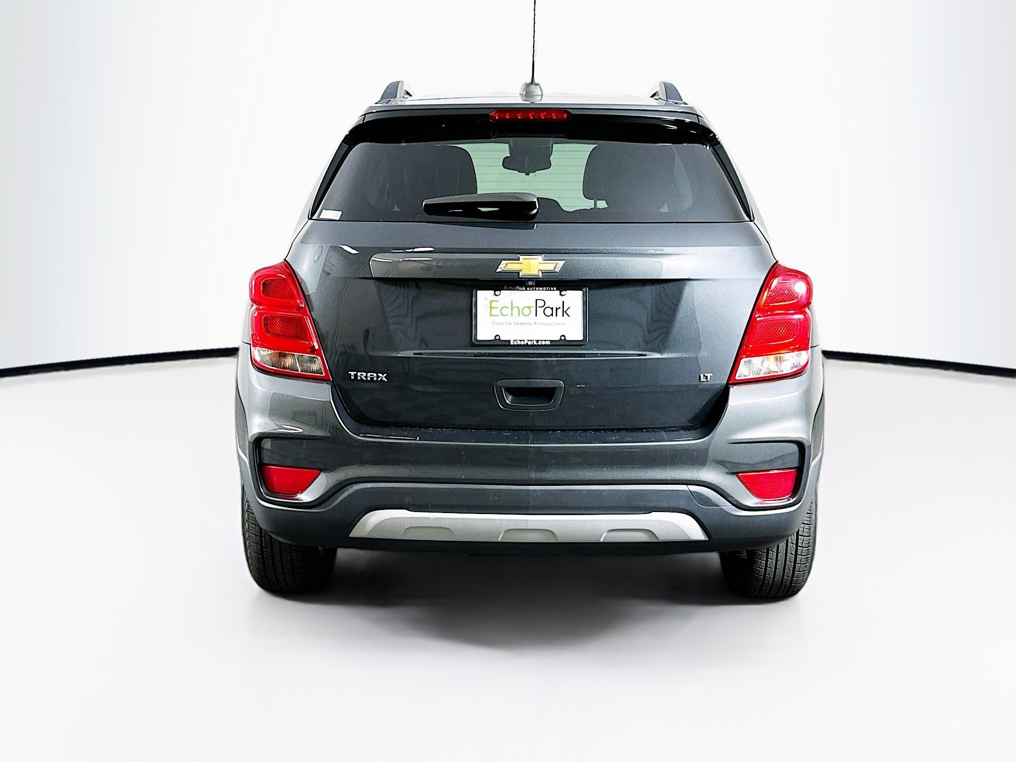 Used 2017 Chevrolet Trax LT w/ LT Convenience Package FWD image 7