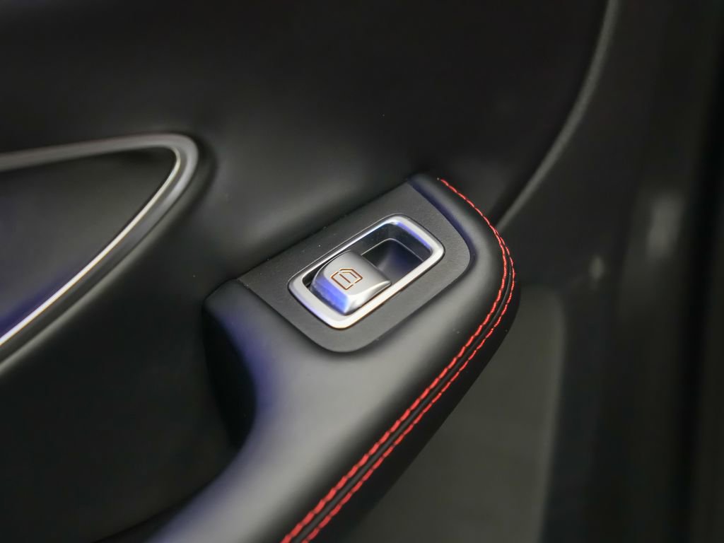 Used 2020 Mercedes-Benz GLC 63 AMG S image 16