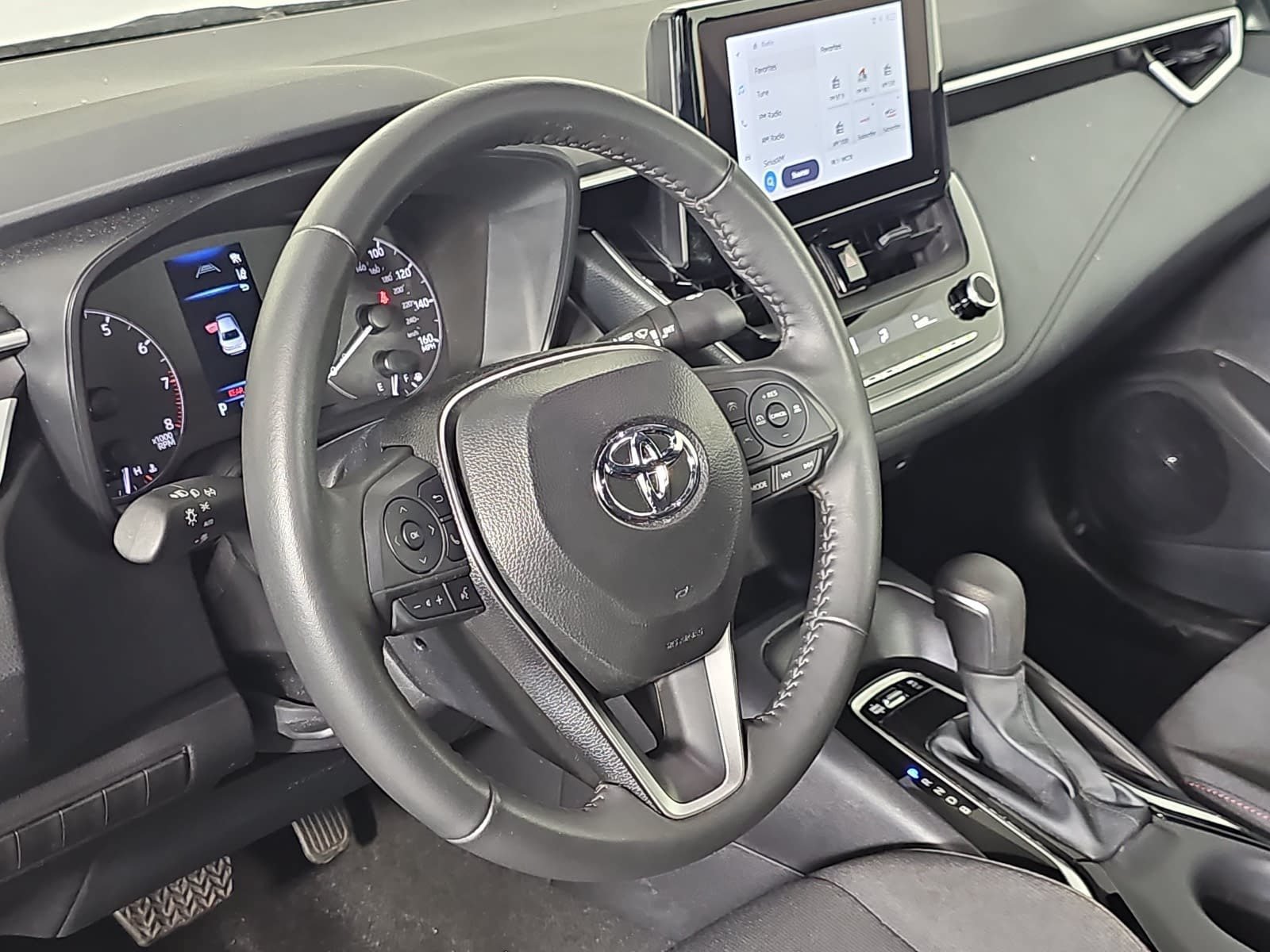 Used 2025 Toyota Corolla SE FWD image 13