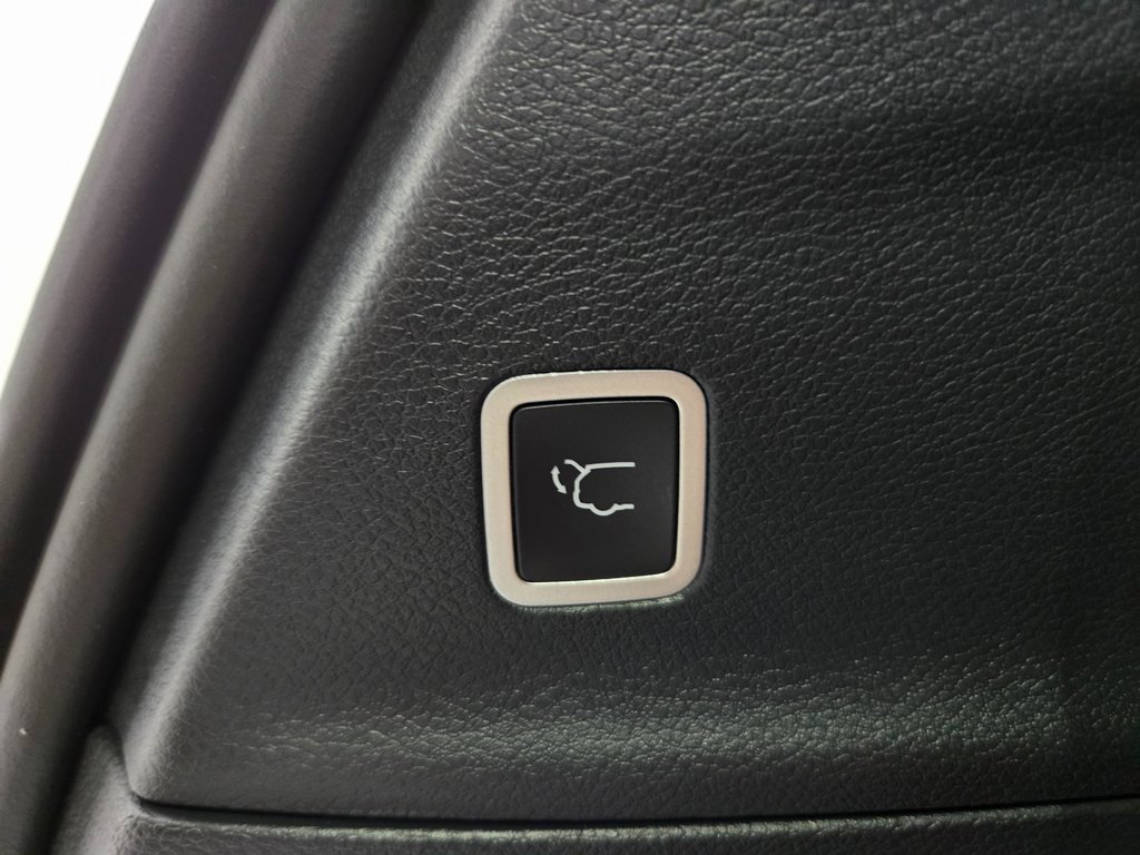 New 2025 Chrysler Pacifica Select image 22