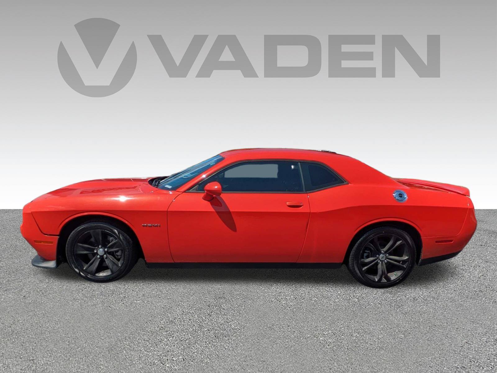 Used 2022 Dodge Challenger R/T RWD image 26