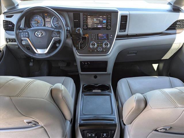 Used 2020 Toyota Sienna XLE w/ XLE Navigation Package image 23