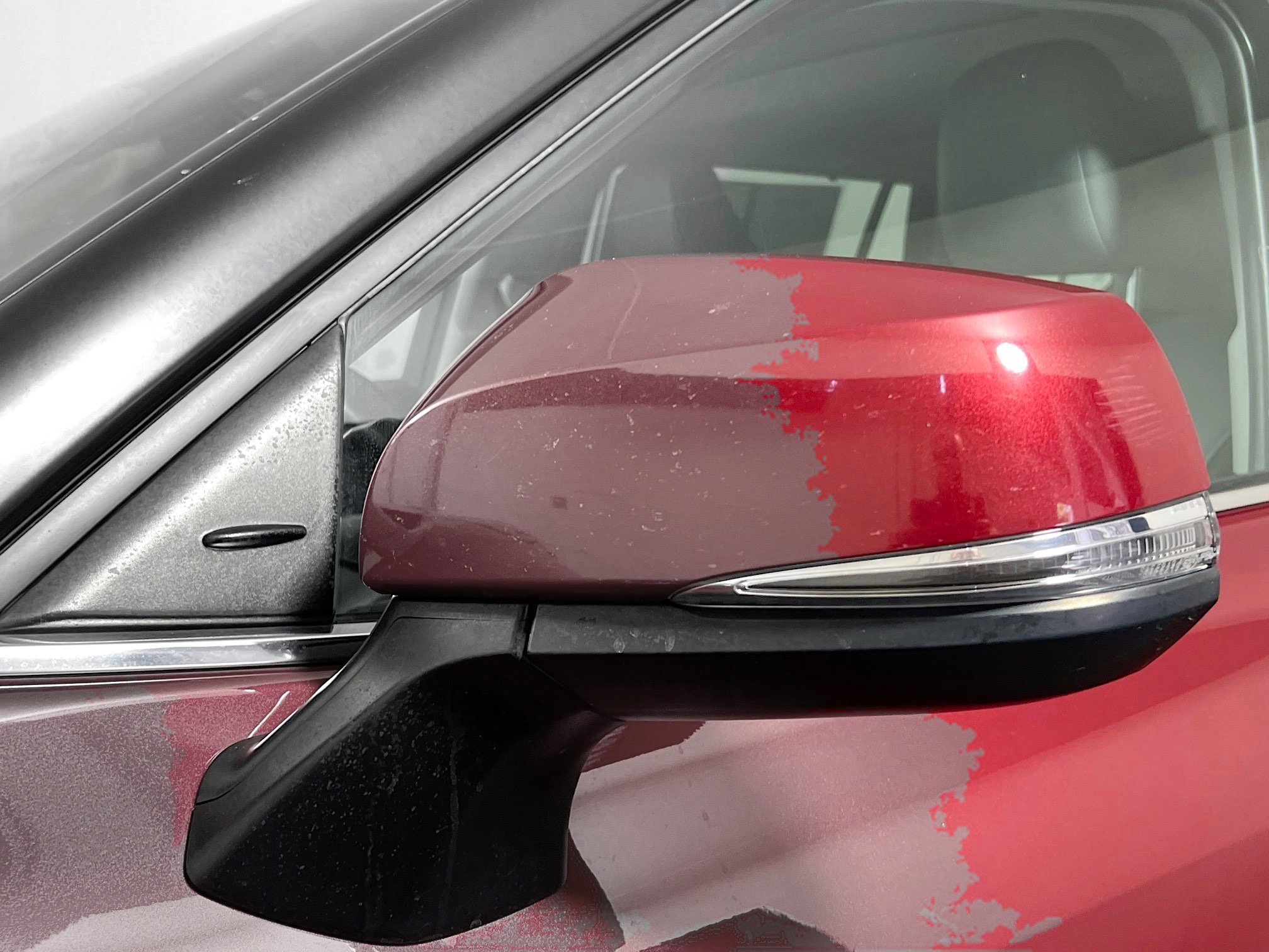 Used 2020 Toyota Highlander XLE image 12