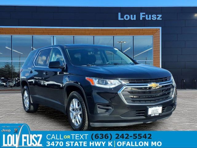 Used 2020 Chevrolet Traverse LS image 1
