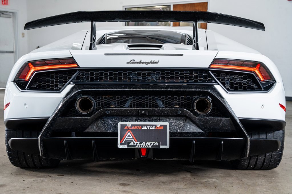Used 2018 Lamborghini Huracan Performante image 7