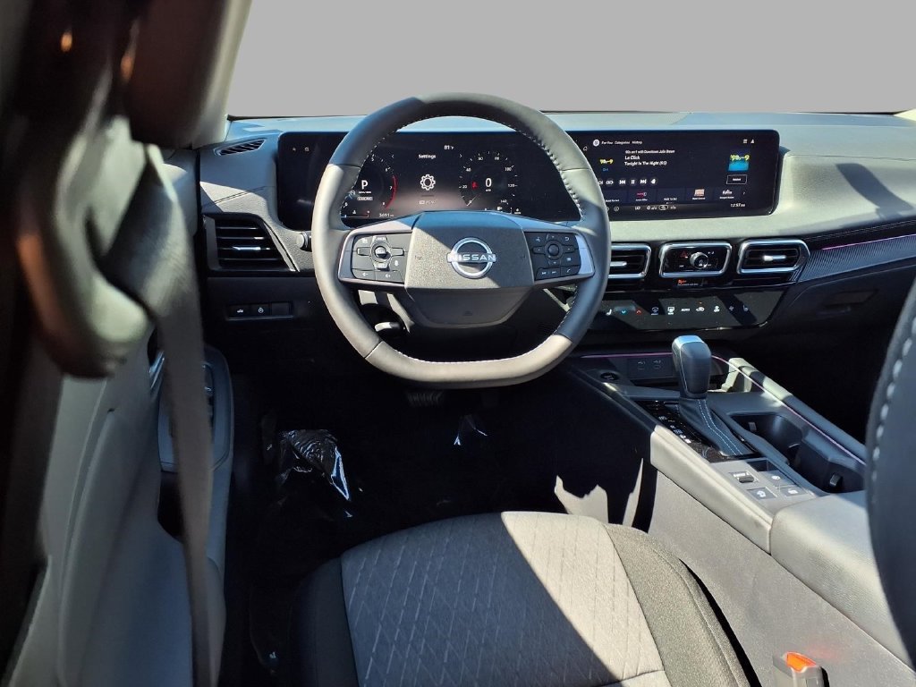 Used 2026 Nissan Sentra SV w/ SV Convenience Package FWD image 4
