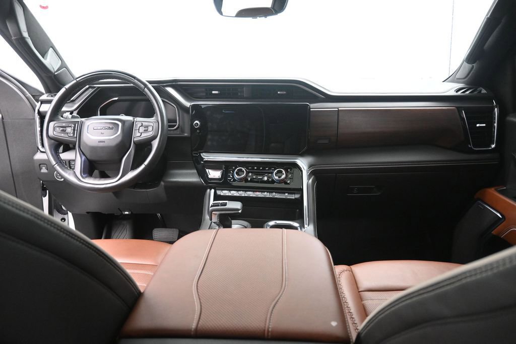 Used 2024 GMC Sierra 1500 Denali Ultimate AWD/4WD image 14