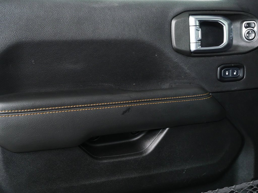 Used 2021 Jeep Wrangler Unlimited Sahara image 7