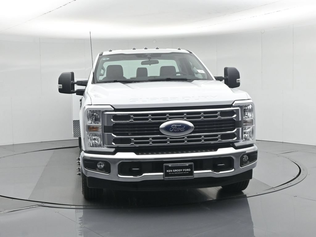 New 2026 Ford F350 XL w/ XL Chrome Package RWD image 32