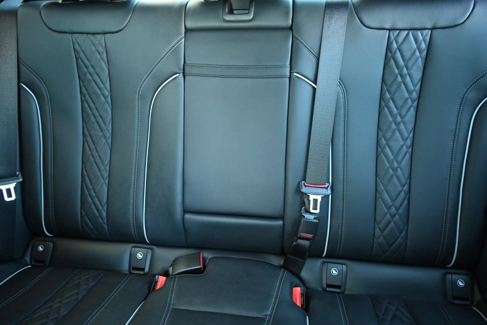 Certified 2022 BMW M550i xDrive w/ Executive Package image 11