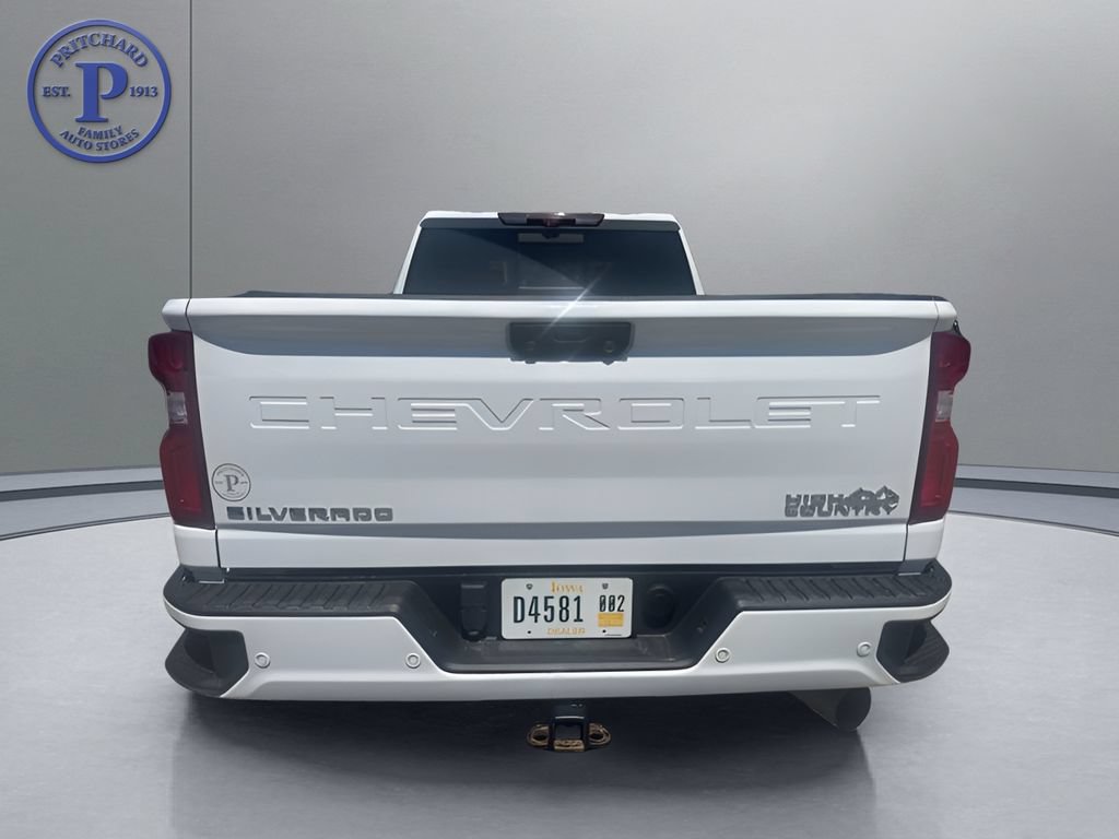 Used 2023 Chevrolet Silverado 2500 High Country w/ LPO, Hitch Package AWD/4WD image 7
