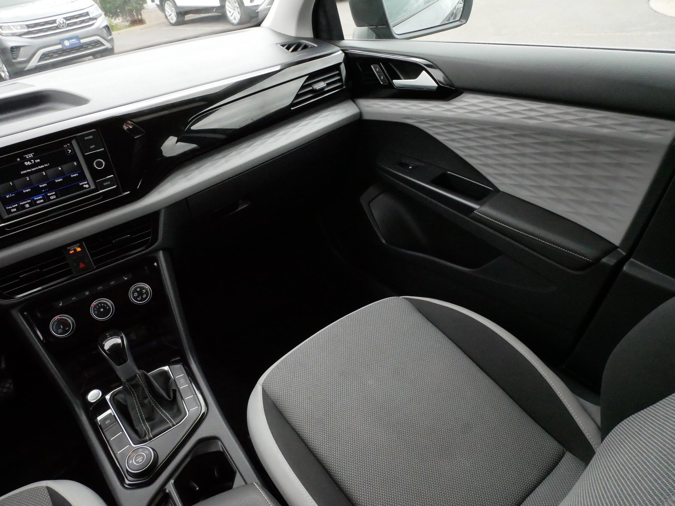 Certified 2024 Volkswagen Taos S AWD/4WD image 11