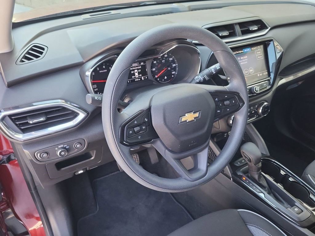 Used 2023 Chevrolet TrailBlazer LT w/ Convenience Package AWD/4WD image 8
