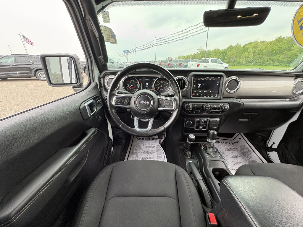 Used 2021 Jeep Wrangler Unlimited Sahara AWD/4WD image 22